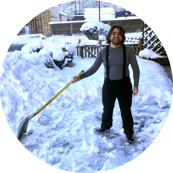 Toko & seine Liebe zum Schnee